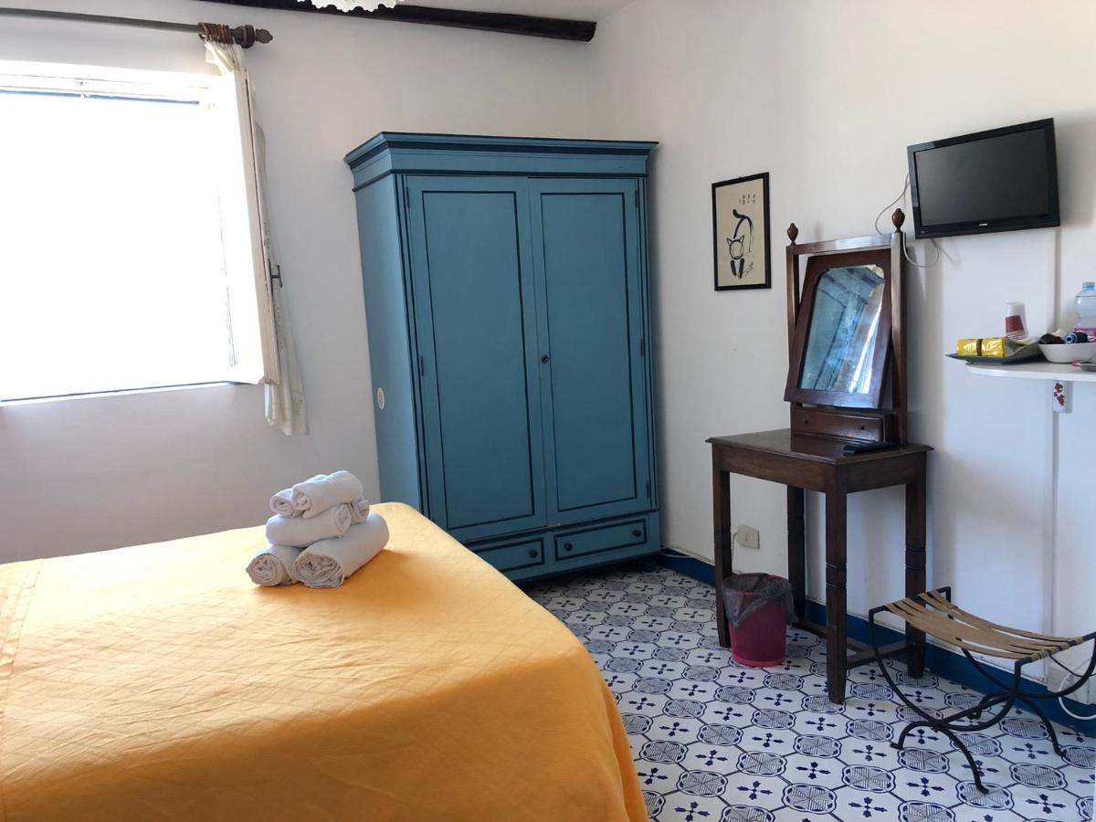 Bed and Breakfast Il Vecchio E Il Mare Гаэта Экстерьер фото